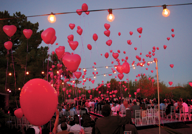 red-heart-balloons